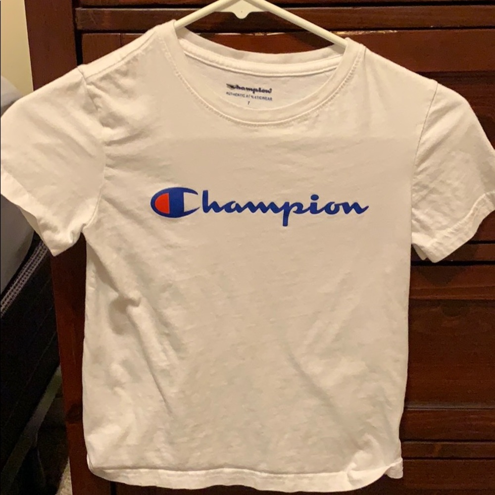 Boys Champion t-shirt size 7